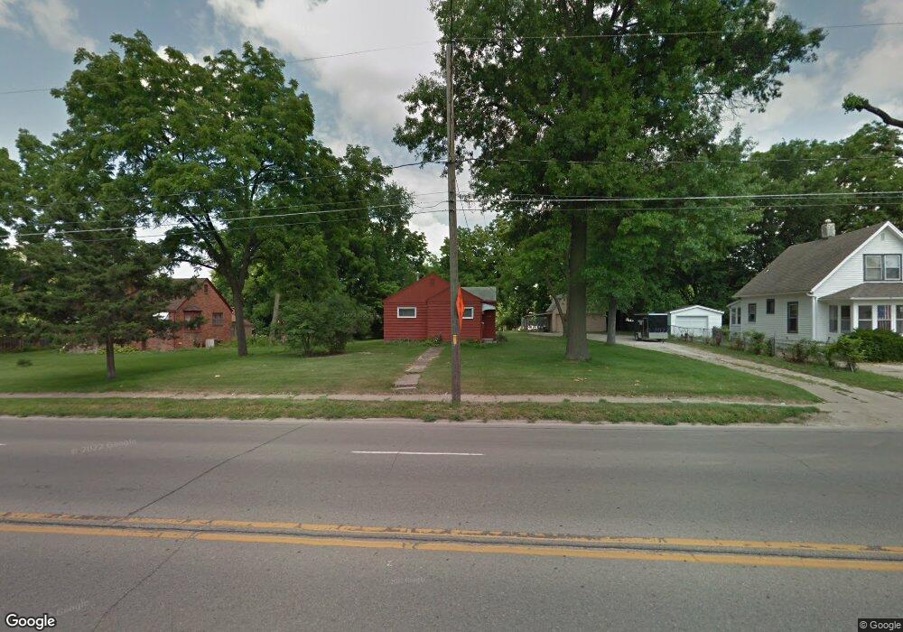 2519 Merle Hay Rd, Des Moines, IA 50310 - photo 1