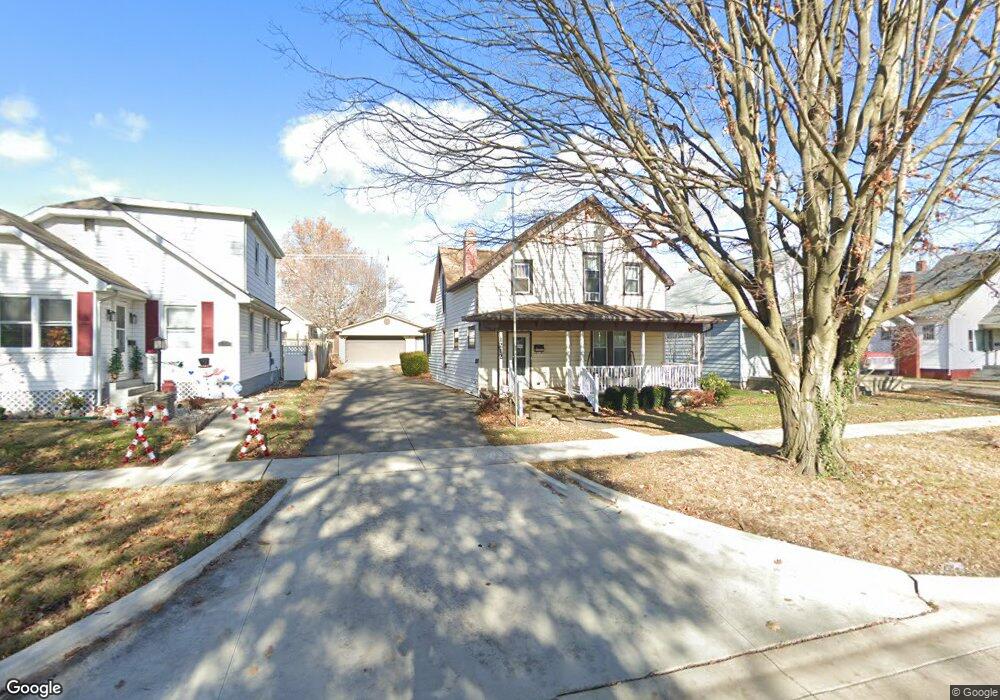 1212 Marshall Ave, Mattoon, IL 61938 - photo 1