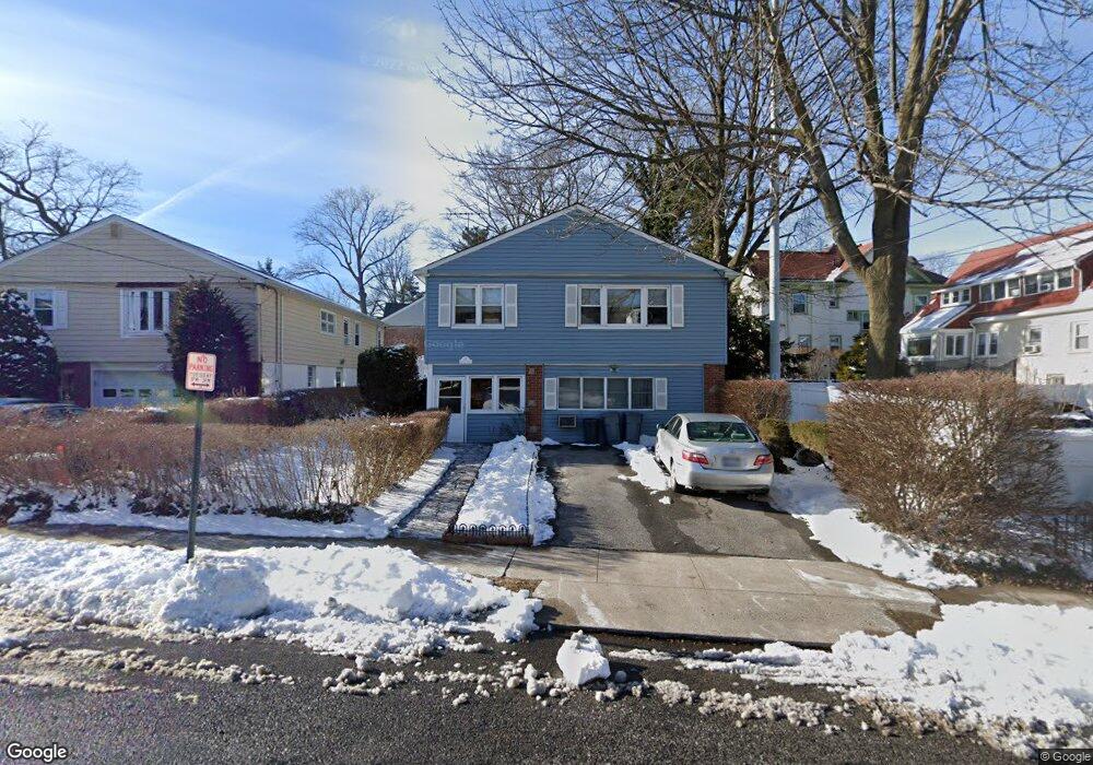87 Leighton Ave, Yonkers, NY 10705 - photo 1