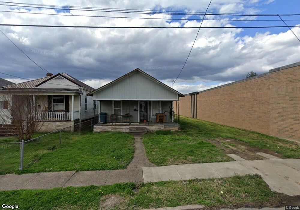 411 11th St, Dunbar, WV 25064 - photo 1