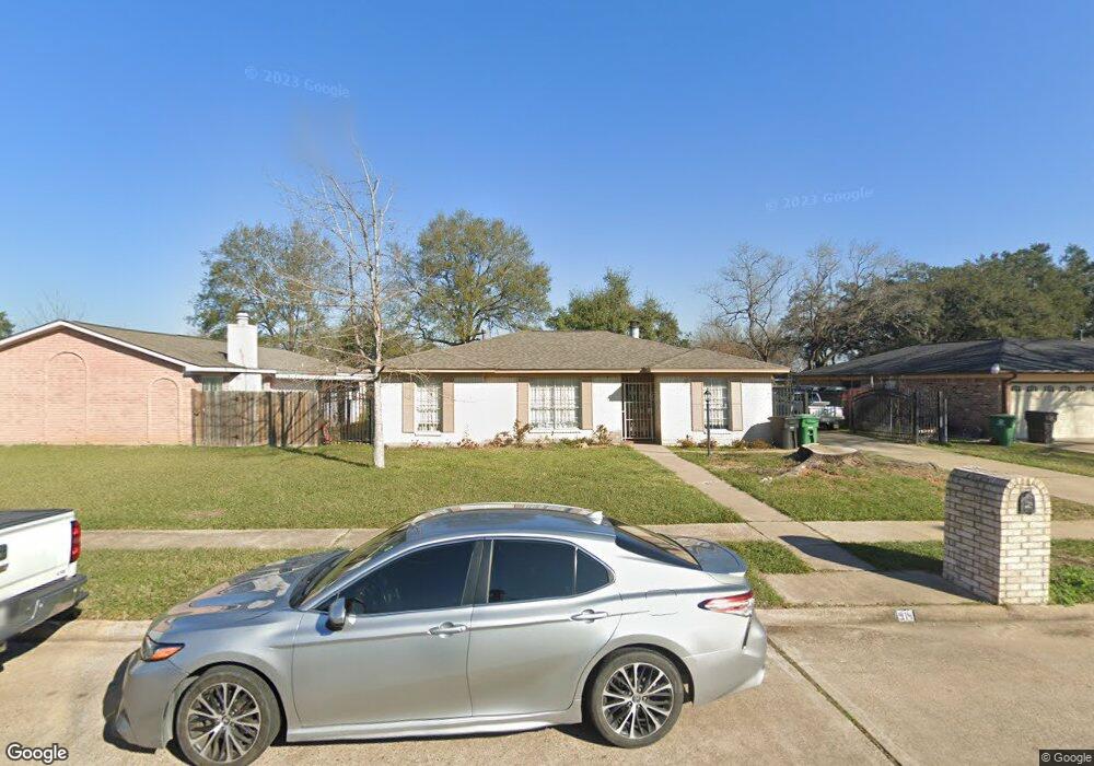 914 W Bertrand St, Houston, TX 77088 - photo 1
