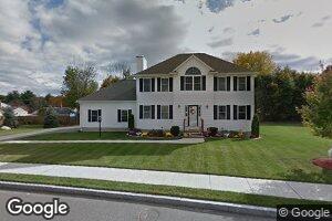 3 Callahan Dr, Woburn, MA 01801