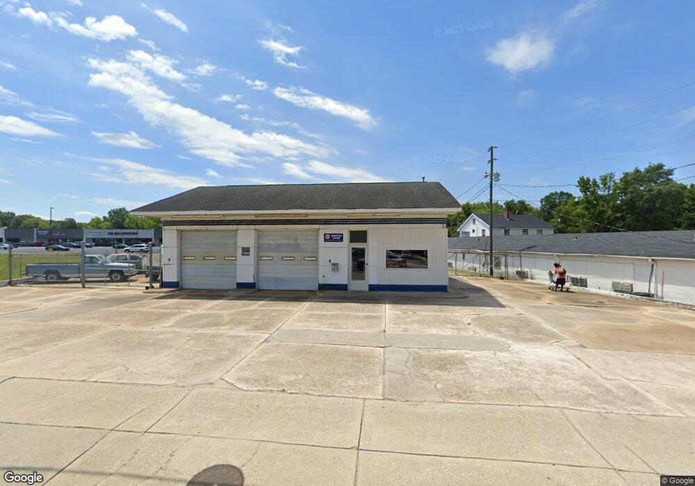 1009 W Dekalb St, Camden, SC 29020 - photo 1