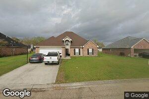 5253 Faulkner Dr, Darrow, LA 70725