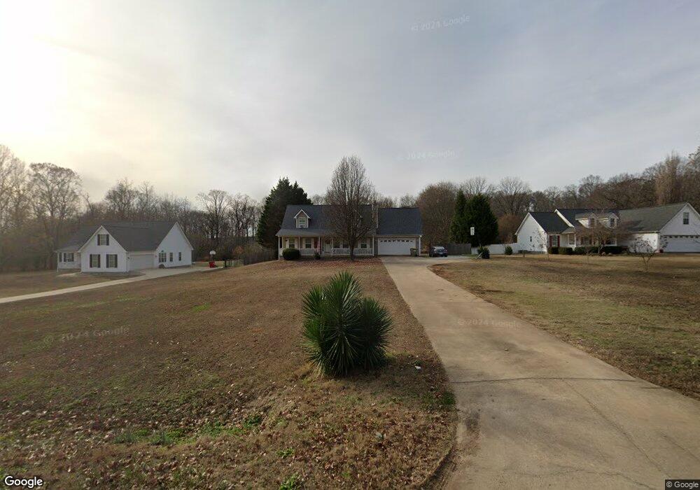 885 Bill Watkins Rd, Hoschton, GA 30548 - photo 1