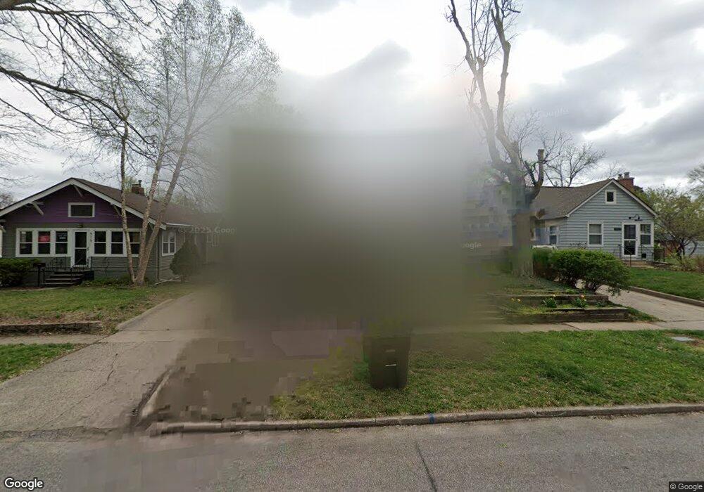 911 39th St, Des Moines, IA 50312 - photo 1