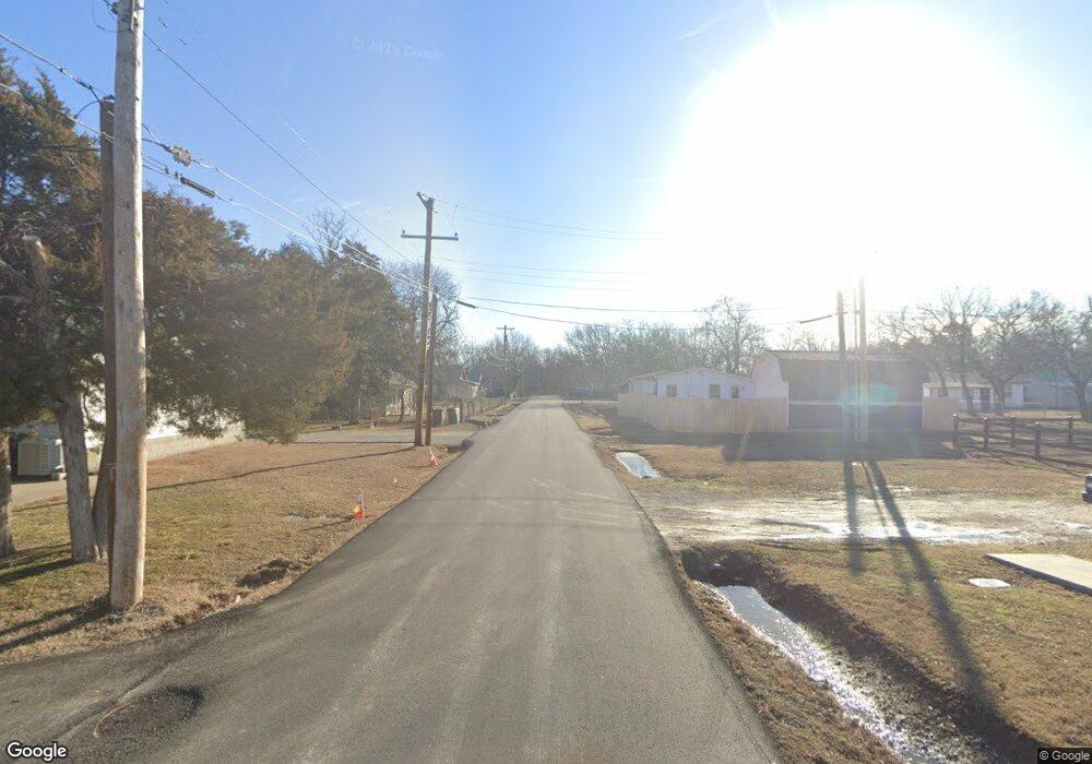 205 W Carter St, Sperry, OK 74073 - photo 1