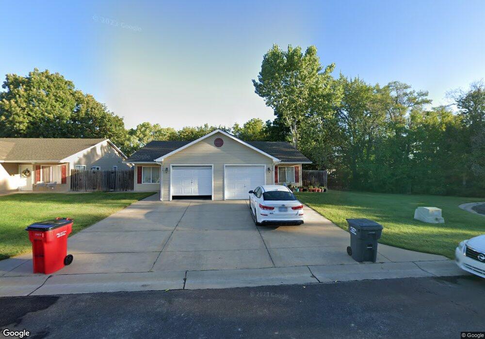 318 S Queen St, Maize, KS 67101 - photo 1