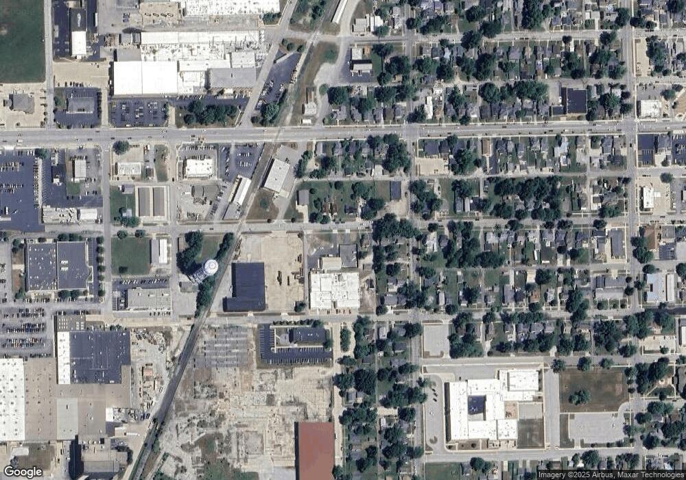 421 W 9th St, Auburn, IN 46706 - photo 1