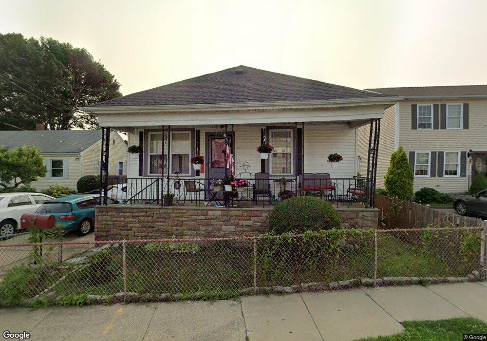 265 Laurel St, Fall River, MA 02724 - photo 1