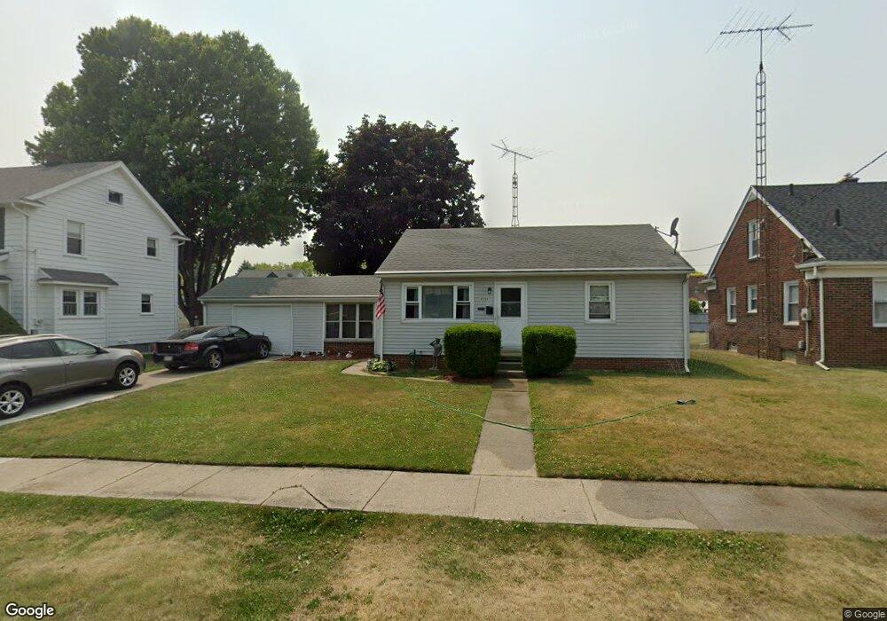 5555 304th St, Toledo, OH 43611 - photo 1