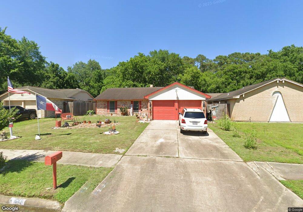 16431 Hibiscus Ln, Friendswood, TX 77546 - photo 1