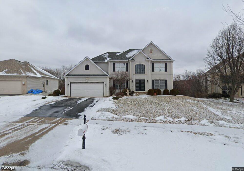 1521 Southridge Trail, Algonquin, IL 60102 - photo 1