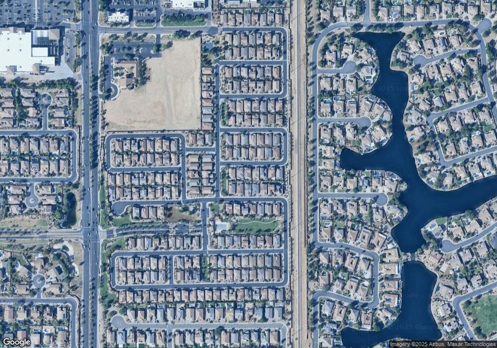 253 E Prescott Dr, Chandler, AZ 85249 - photo 1