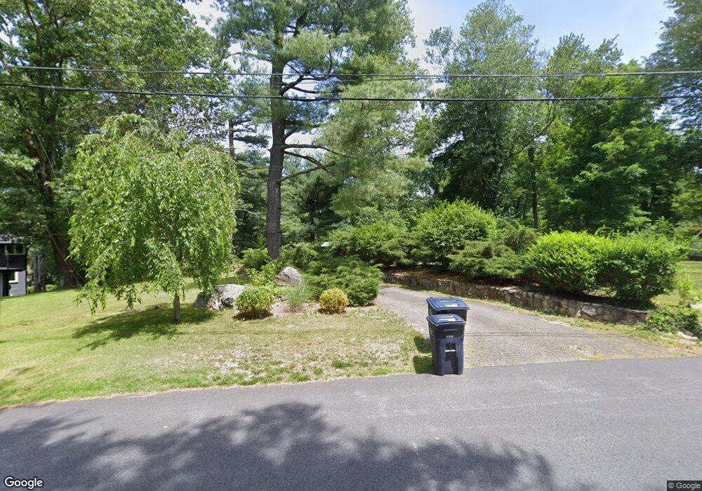 7 Rolling Meadow Ln, Pound Ridge, NY 10576 - photo 1