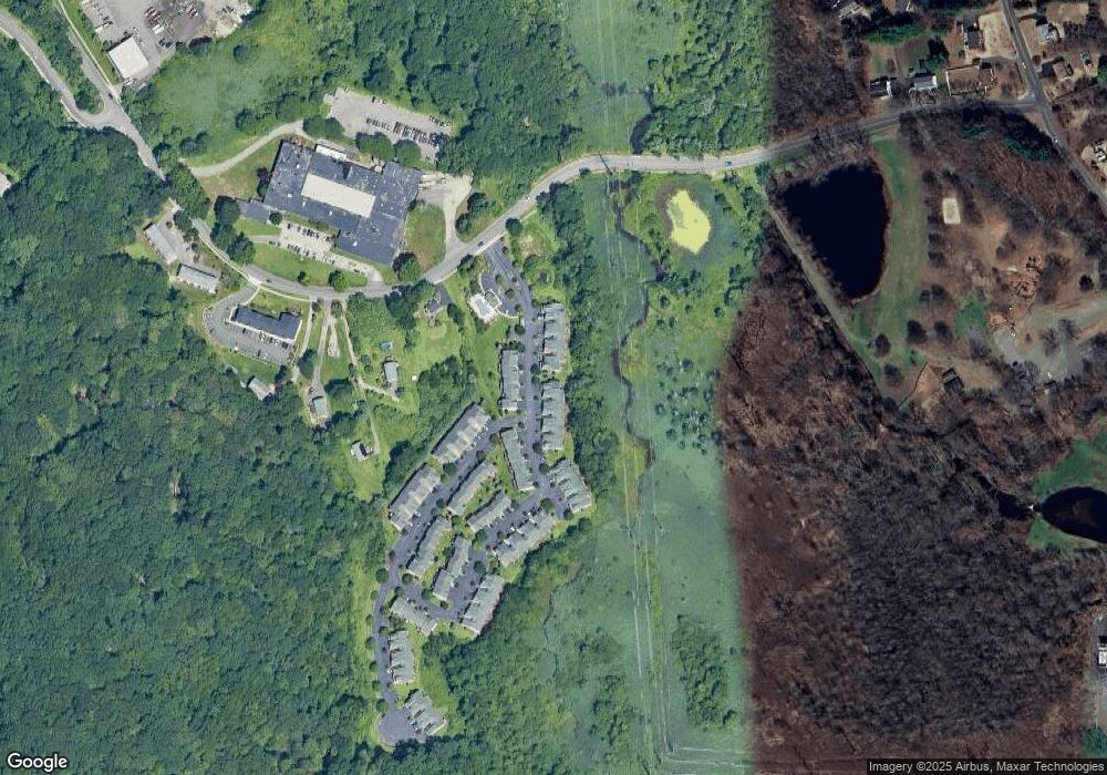 300 Lexington Blvd unit 300, Bethel, CT 06801 - photo 1