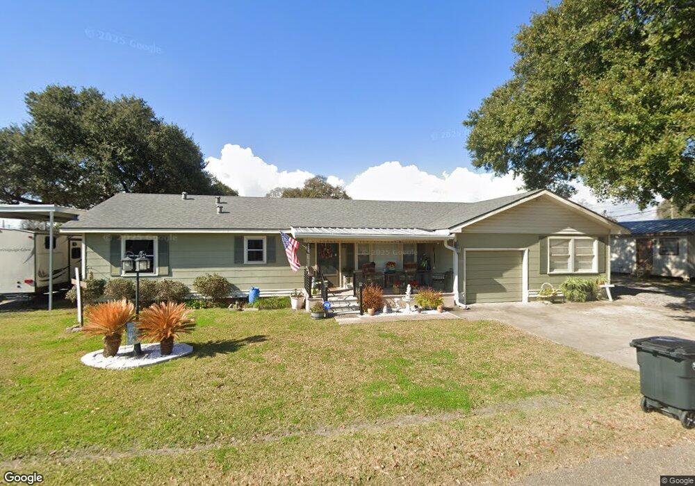 1104 Versailles Crescent, New Iberia, LA 70560 - photo 1