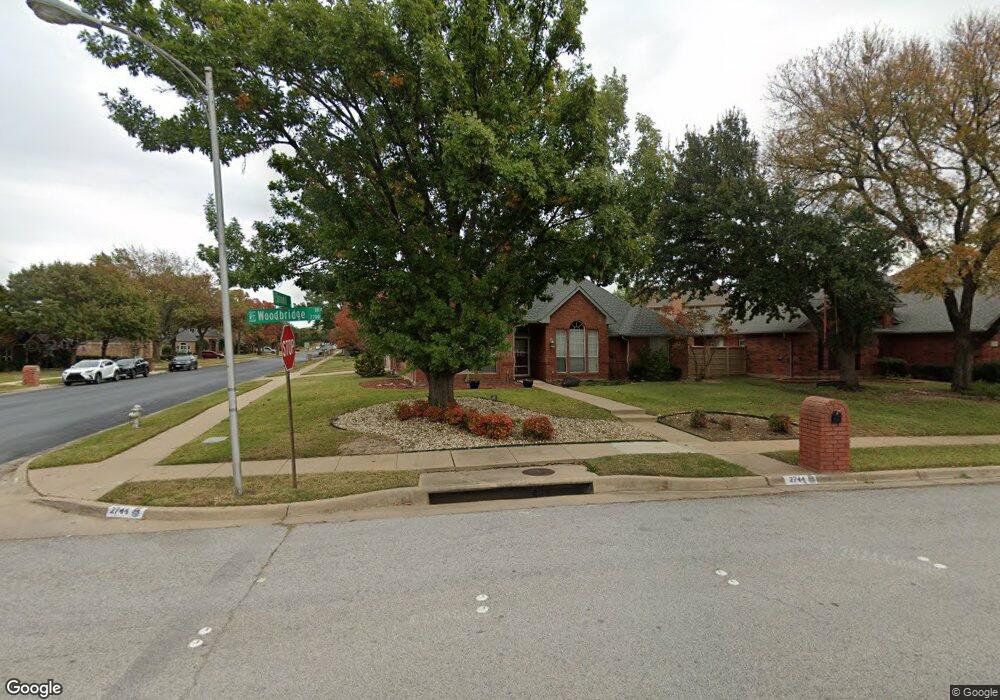 2744 Woodbridge Dr, Hurst, TX 76054 - photo 1