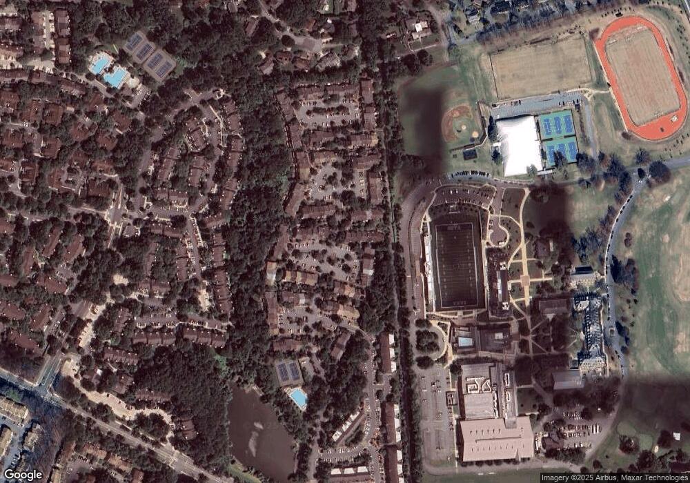 10791 Brewer House Rd, Rockville, MD 20852 - photo 1