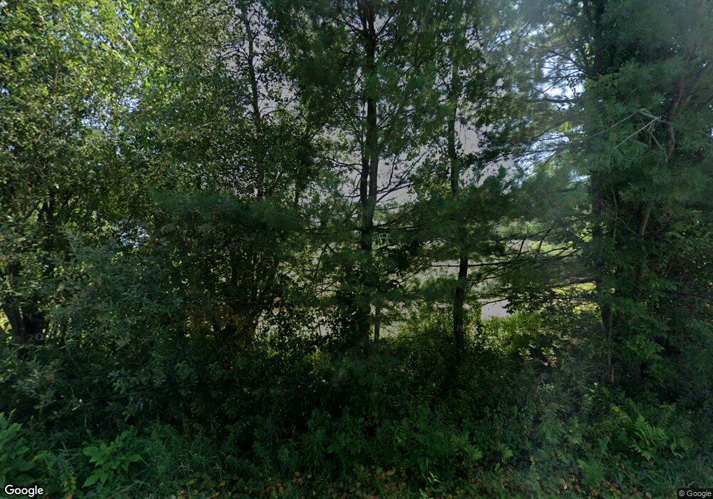 241 Beacon Hill Rd, Pembroke, NH 03275 - photo 1