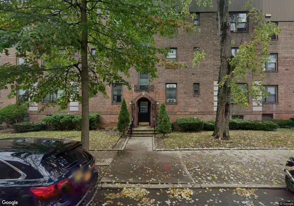 Garden Bay Manor unit C2, E. Elmhurst, NY 11370 - photo 1