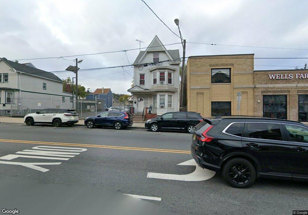 1016 Madison Ave, Paterson, NJ 07501 - photo 1
