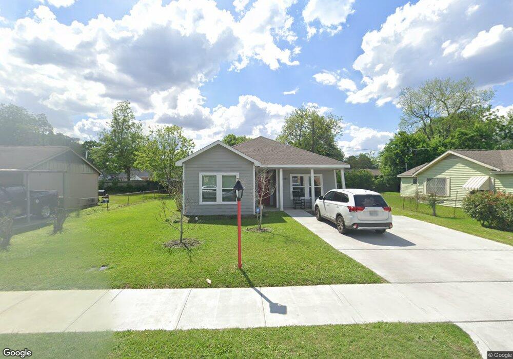 4319 Herridge St, Houston, TX 77022 - photo 1