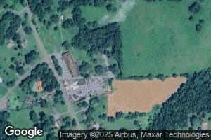 11 Moore Ln, Flint Hill, VA 22627