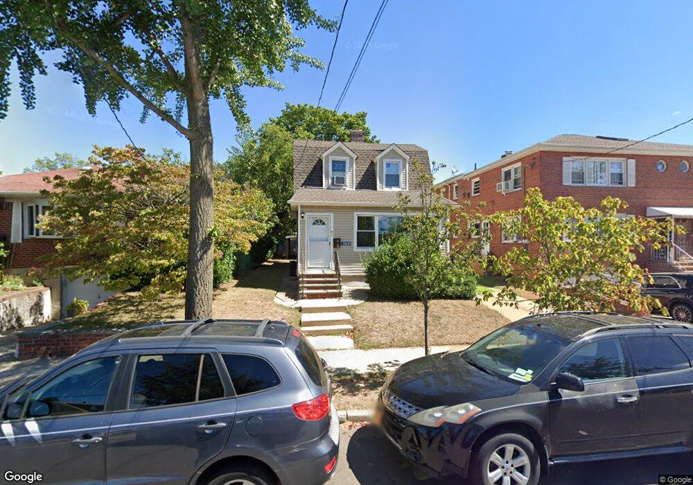 8347 263rd St unit 1, Glen Oaks, NY 11004 - photo 1