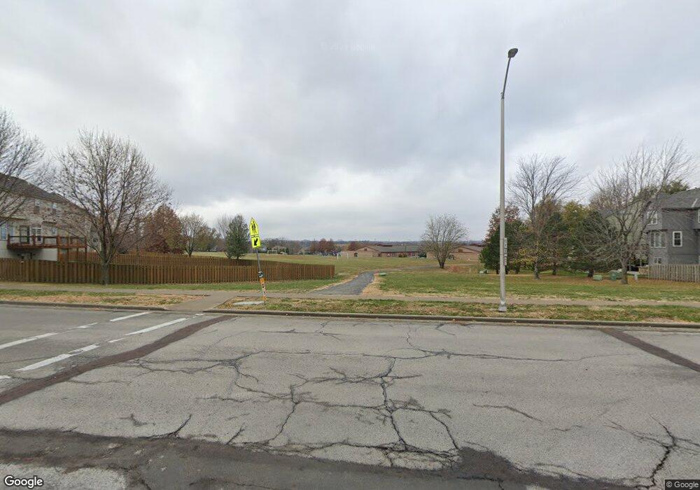 21702 W 58th St, Shawnee, KS 66218 - photo 1