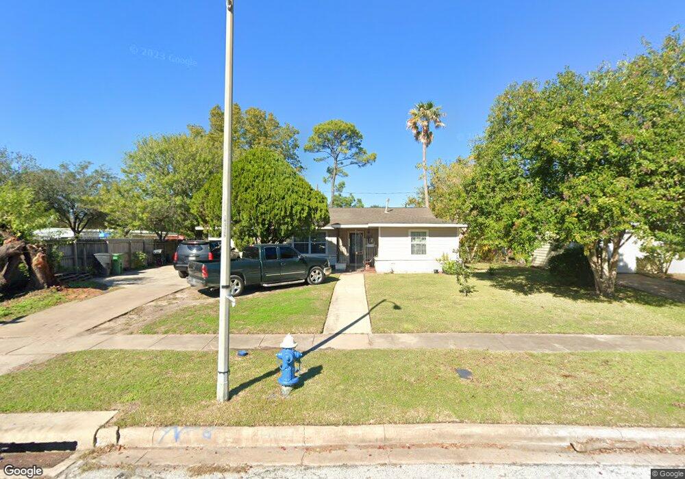 7503 Vista Verde St, Houston, TX 77087 - photo 1