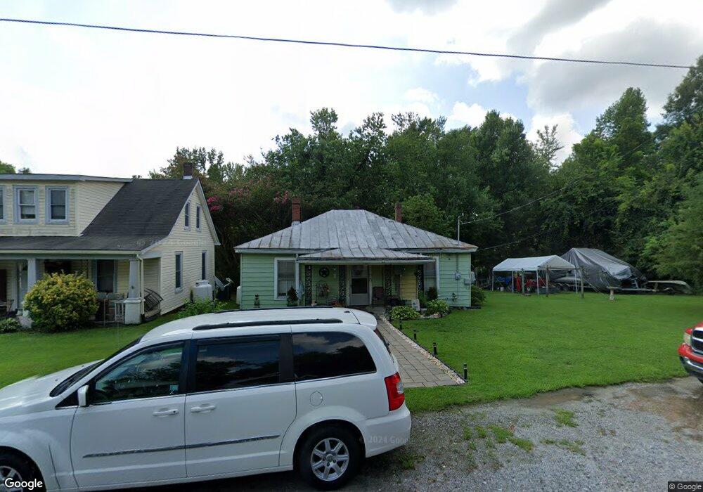 1413 4th St, Victoria, VA 23974 - photo 1