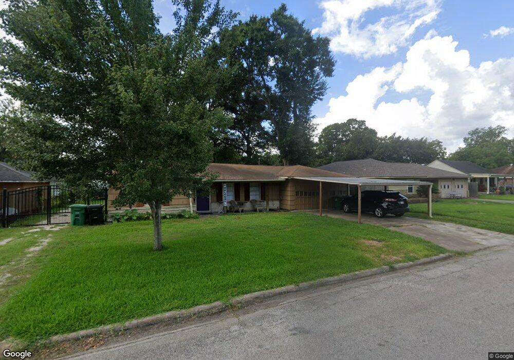 7722 Moline St, Houston, TX 77087 - photo 1