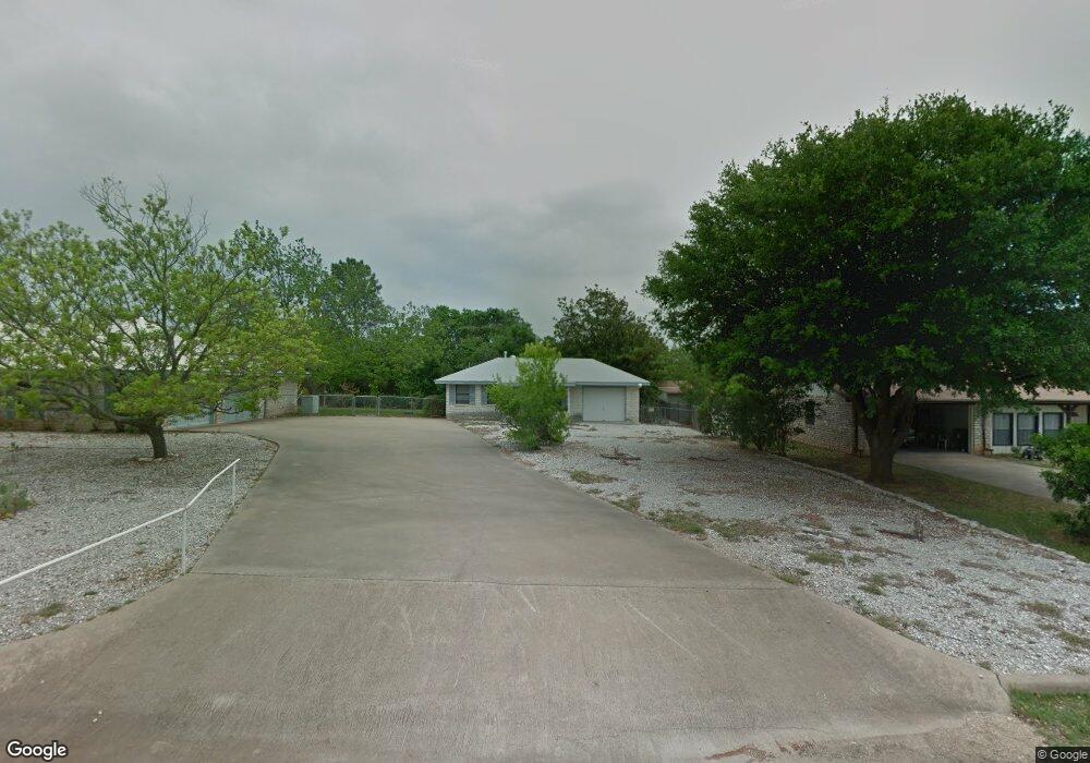 142 Maple St, Fredericksburg, TX 78624 - photo 1