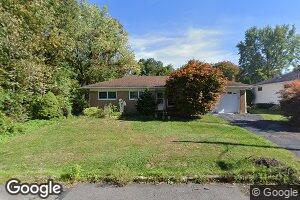 10 Hemlock St, Dupont, PA 18641