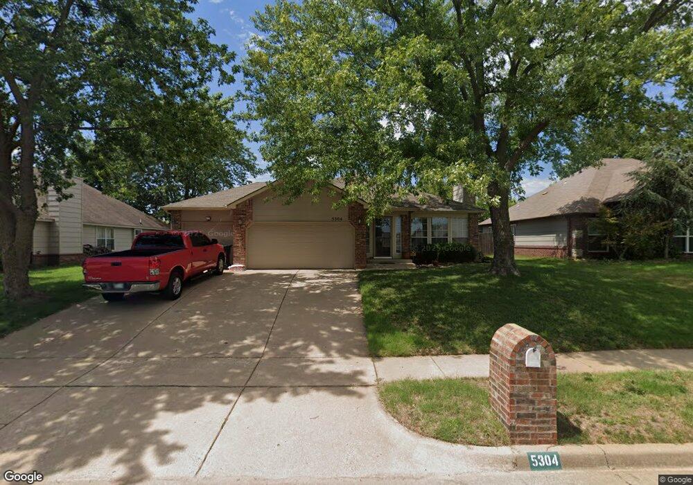 5304 S Redbud Ave, Broken Arrow, OK 74011 - photo 1