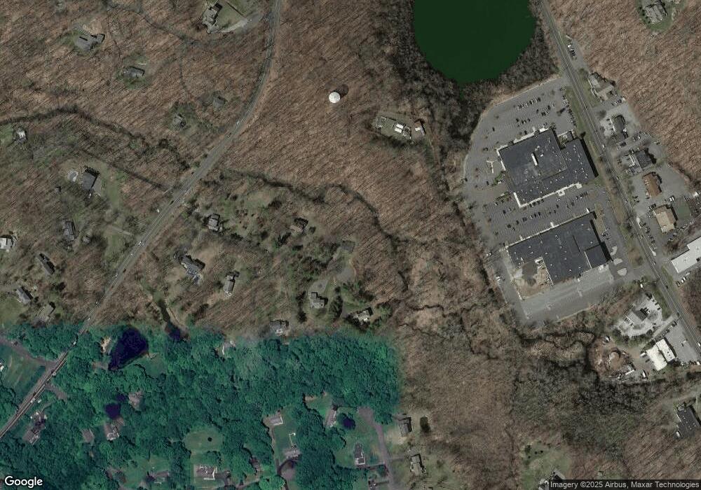 24 Old Pierce Rd, Ridgefield, CT 06877 - photo 1