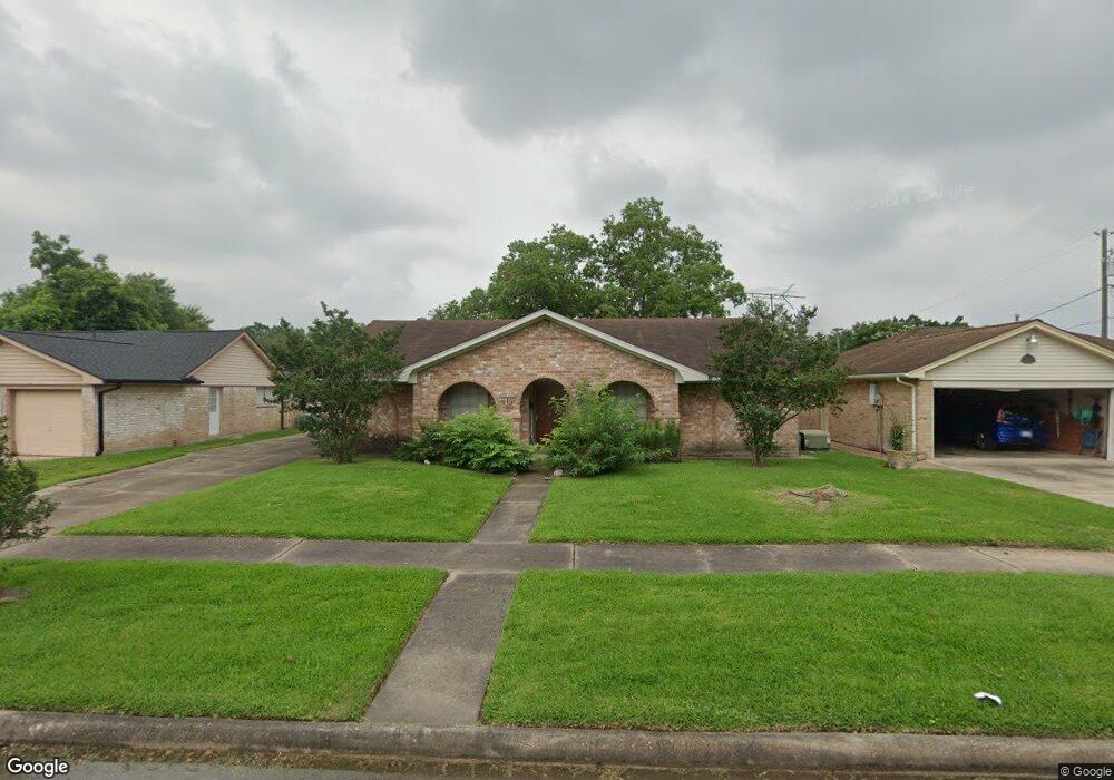 10214 Kirkhill Dr, Houston, TX 77089 - photo 1