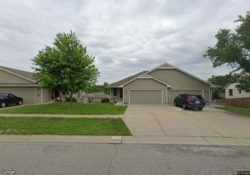 3708 SW Moundview Ct, Topeka, KS 66610 - photo 1