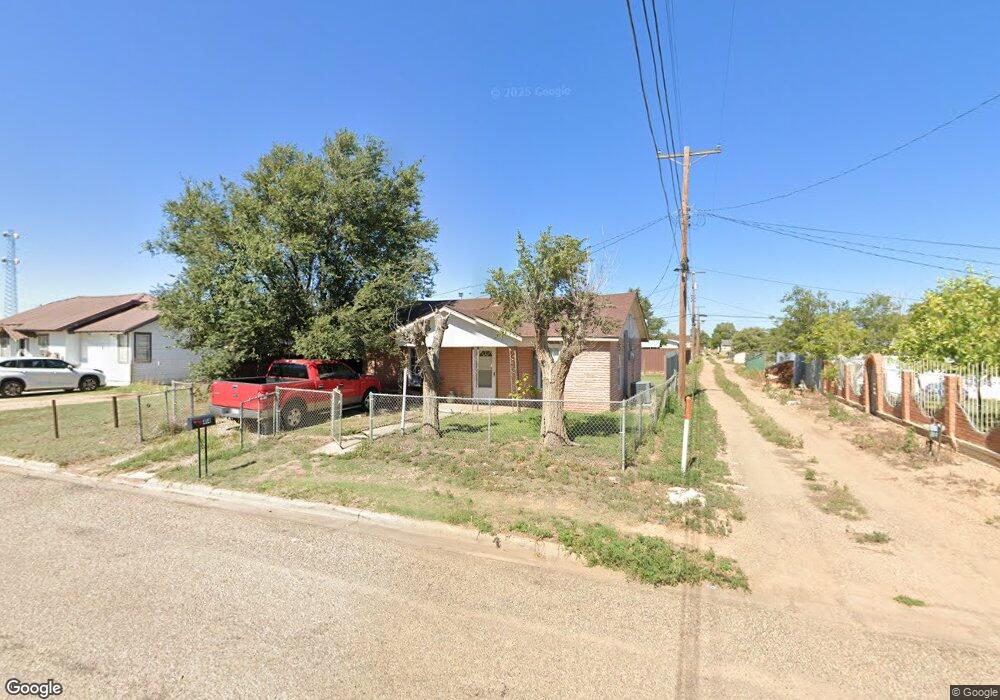 414 W 11th St, Dumas, TX 79029 - photo 1