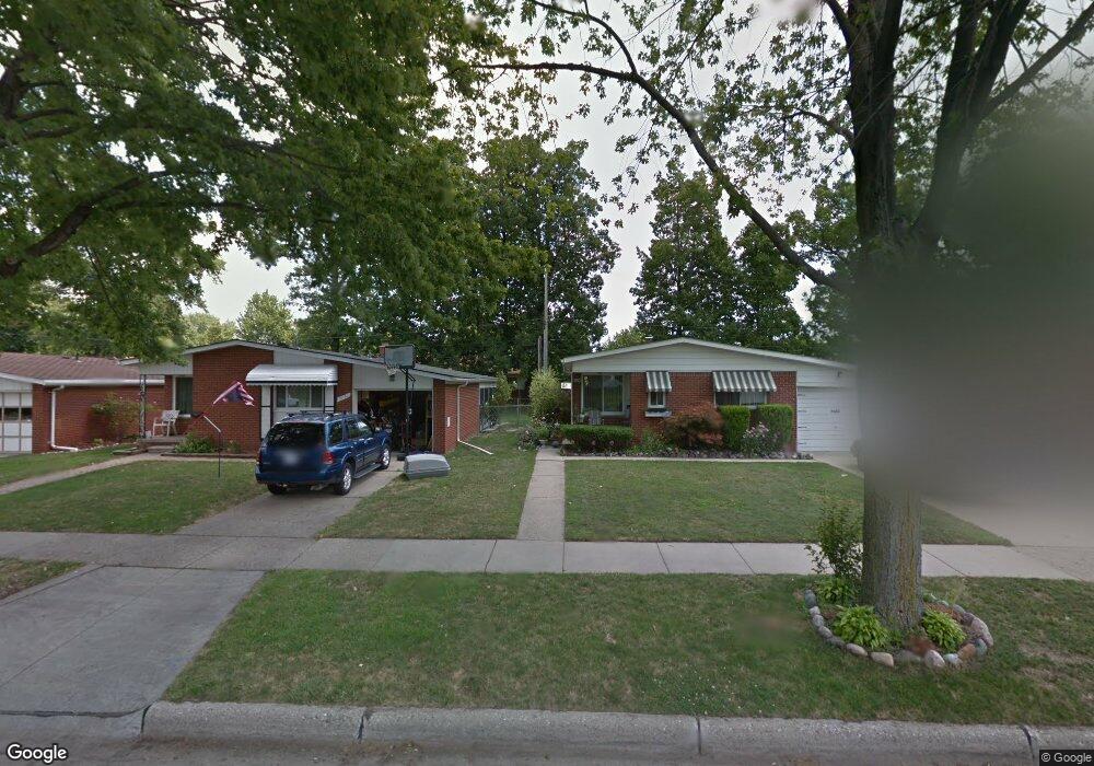 30768 Underwood Dr, Roseville, MI 48066 - photo 1