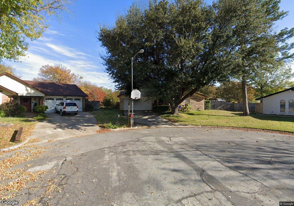 8804 Chilton Ct, North Richland Hills, TX 76182 - photo 1