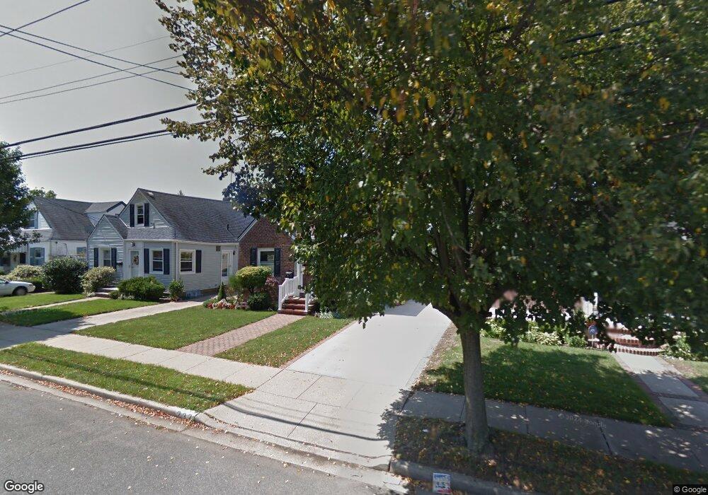 232 Ribbon St, Franklin Square, NY 11010 - photo 1