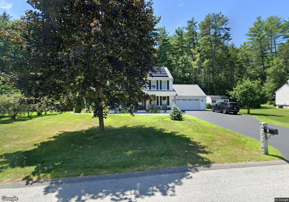 7 Jessica Dr, MerriMacK, NH 03054 - photo 1