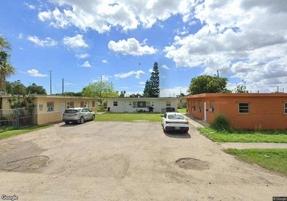 1105 SW 2nd St unit 1105, Homestead, FL 33030 - photo 1