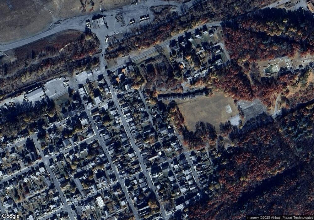 121 Fisher Ave, Coaldale, PA 18218 - photo 1