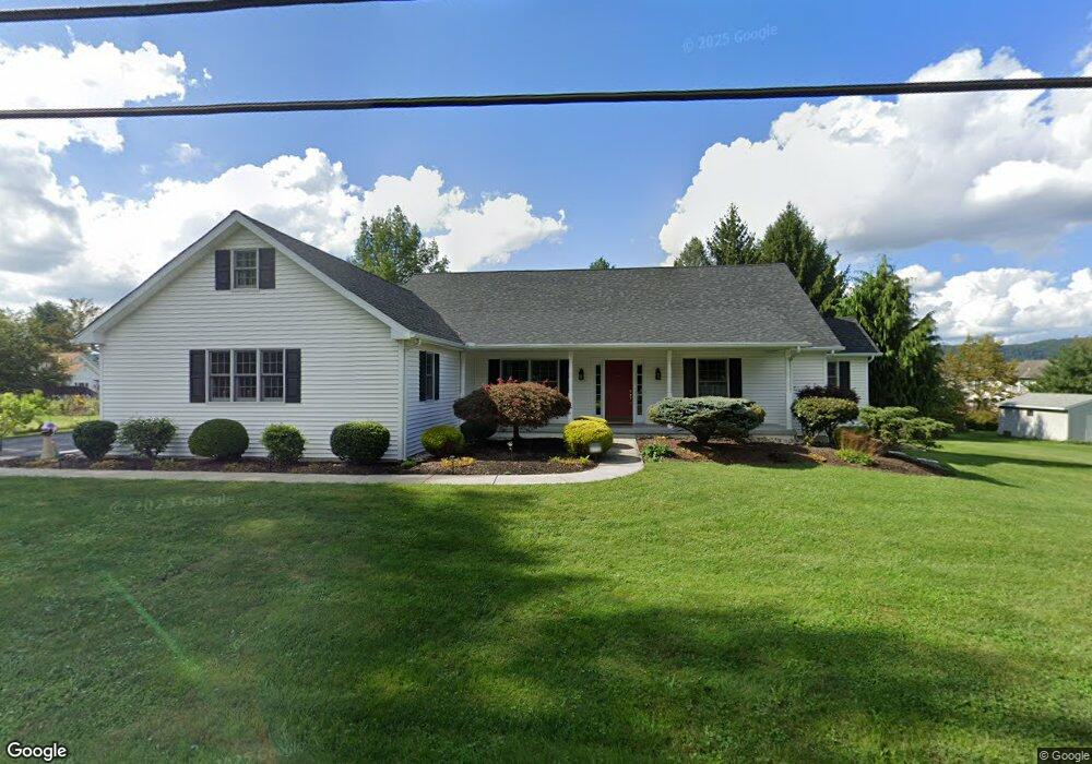 4175 W Hopewell Rd, Center Valley, PA 18034 - photo 1