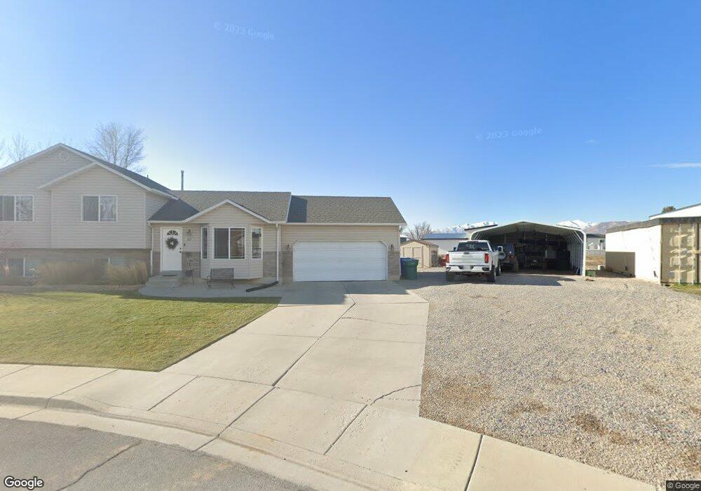 627 N Woods Cir, Lehi, UT 84043 - photo 1