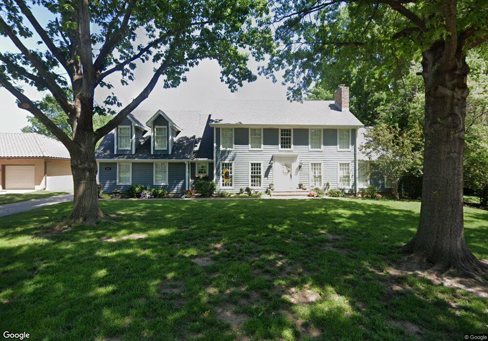 3628 SW 15th St, Topeka, KS 66604 - photo 1