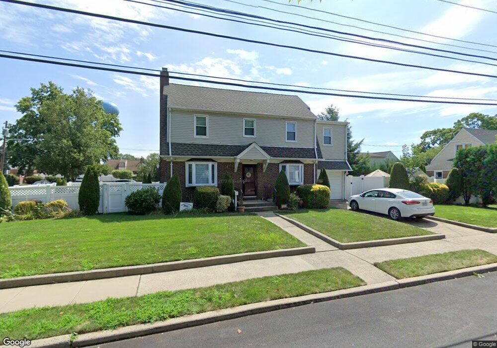 132 Goldenrod Ave, Franklin Square, NY 11010 - photo 1